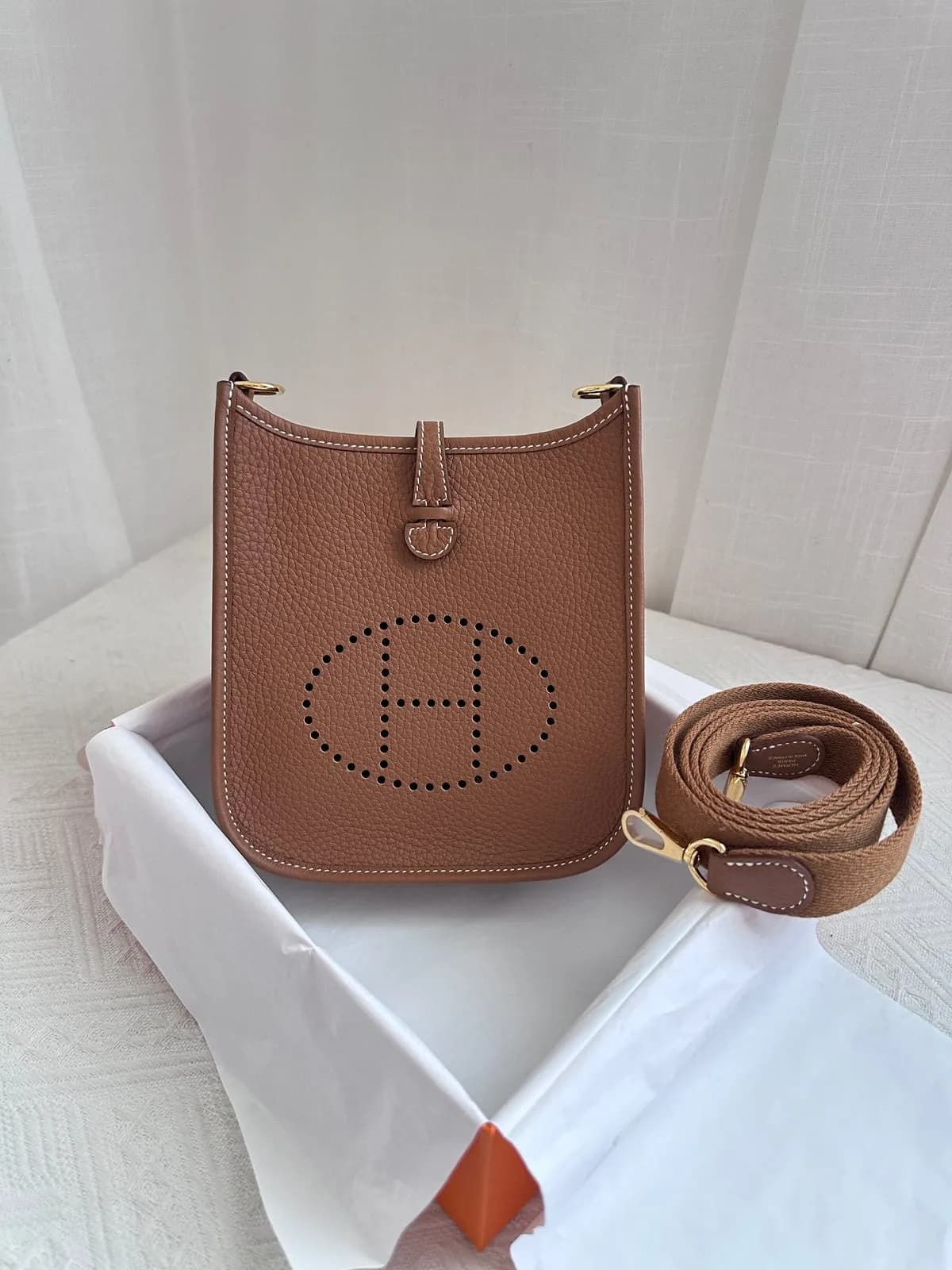 Hermès Evelyne 16 Gold GHW