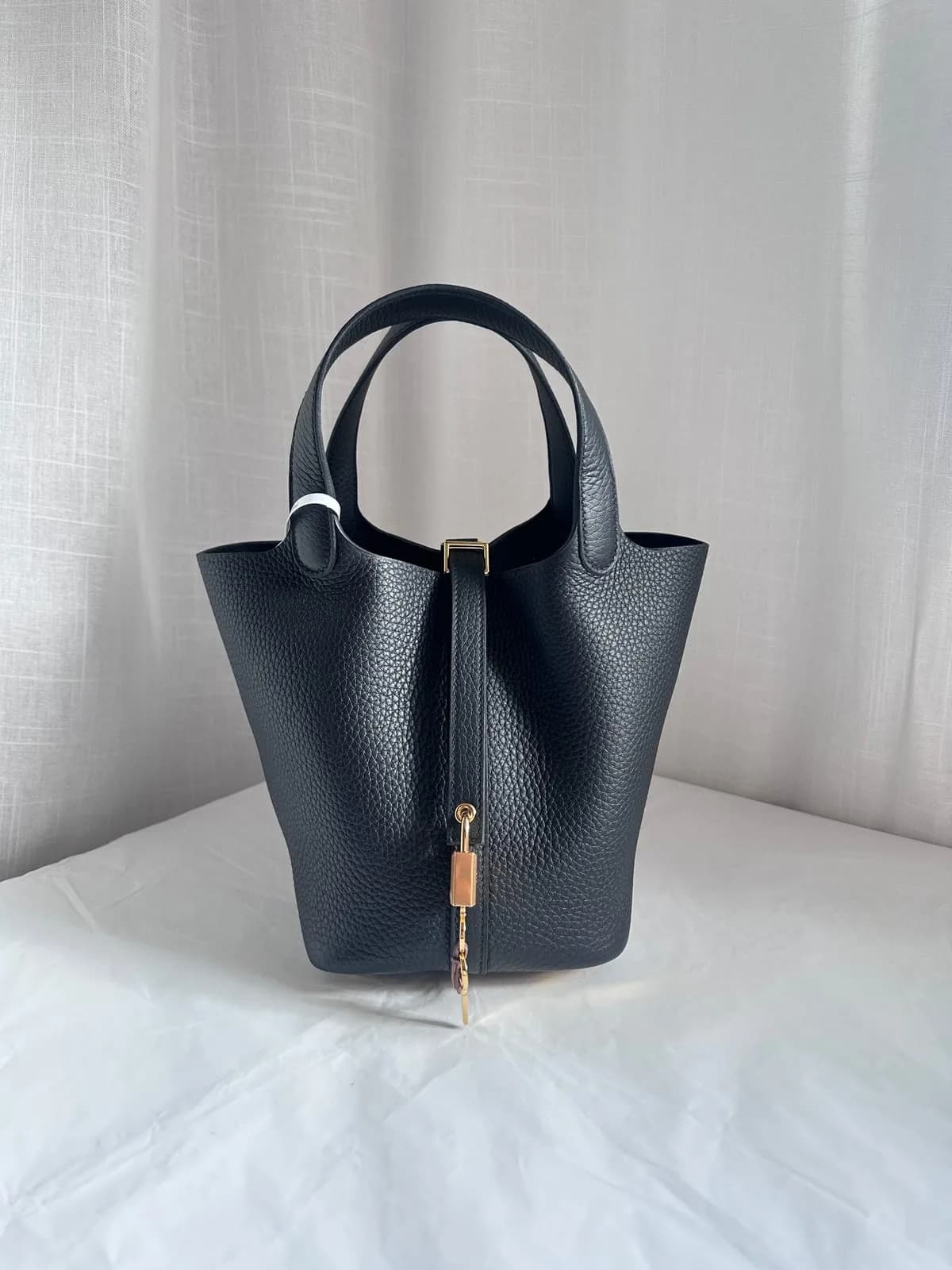 Hermès Picotin 18 Black GHW